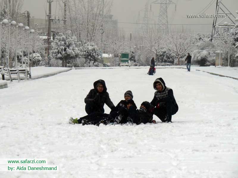 شادمانی بچه ها در برف
